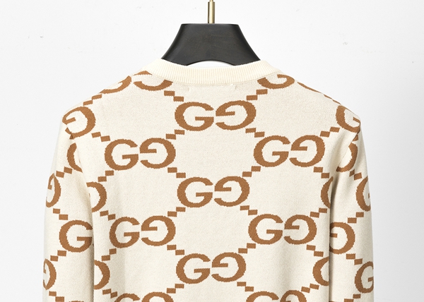 ブランドセーター角部分ディテール